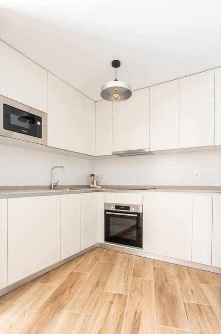 Coimbra Etxea Precioso Piso Recien Estrenado Apartment Bermeo Bagian luar foto